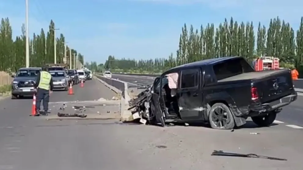 La Amarok quedó a unos 100 metros del otro vehículo. El siniestro se produjo esta mañana. Foto: gentileza.