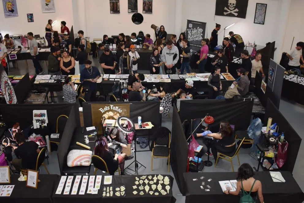 El encuentro de tatoos continuará durante el sábado y domingo, de 15 a 21. Foto: prensa Cipolletti.