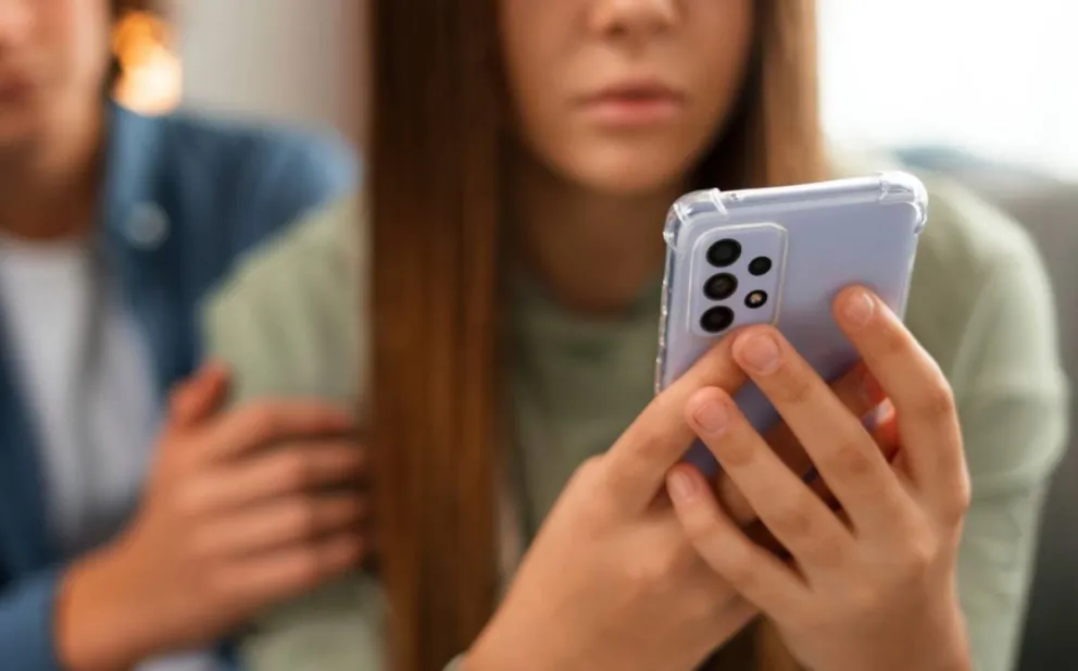 La denuncia por grooming fue realizada en fiscalia de Cipolletti. Foto archivo