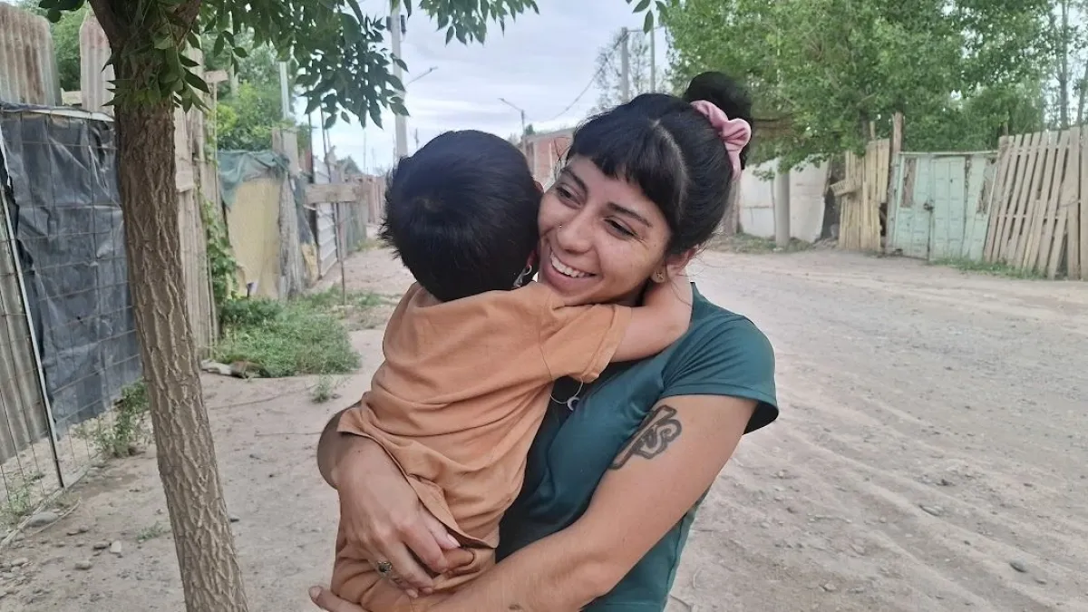 Fausti tiene 3 a&ntilde;os y vive con su mam&aacute; en Cipolletti.