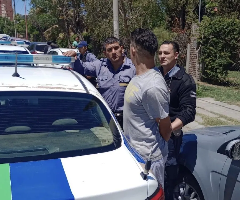 El detenido fue trasladado nuevamente a la dependencia policial. Foto; gentileza