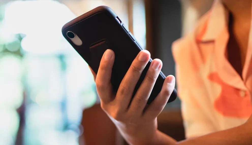 La víctima de la sextorsión es una joven de Cipolletti. Foto: archivo, ilustrativa.