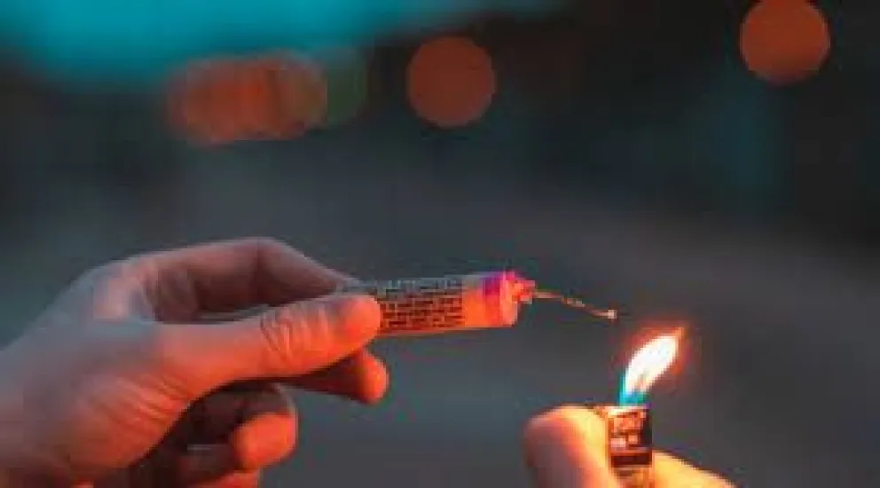 Indignación en barrios neuquinos por uso de pirotecnia y falta de acción estatal. Foto archivo