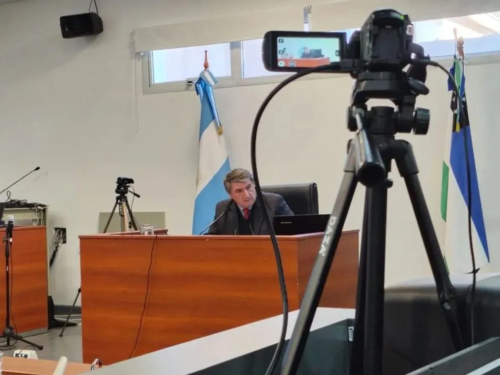 Un momento clave del juicio por jurados: las instrucciones que debe brindar el juez técnico. Foto: archivo.