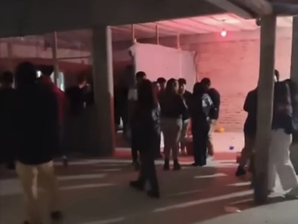 Las autoridades llegaron al lugar tras detectar una amplia difusión del evento en redes sociales/ foto gentileza