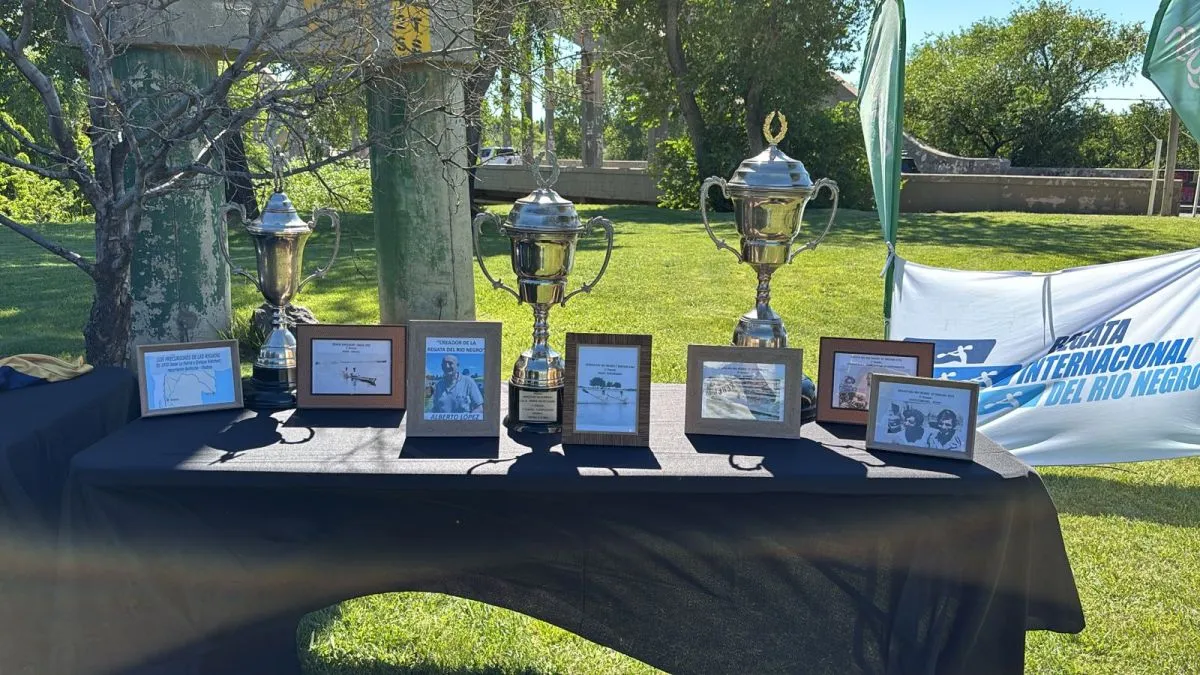 Presentaci&oacute;n oficial de la Regata del R&iacute;o Negro en Neuqu&eacute;n. Foto Cipo360