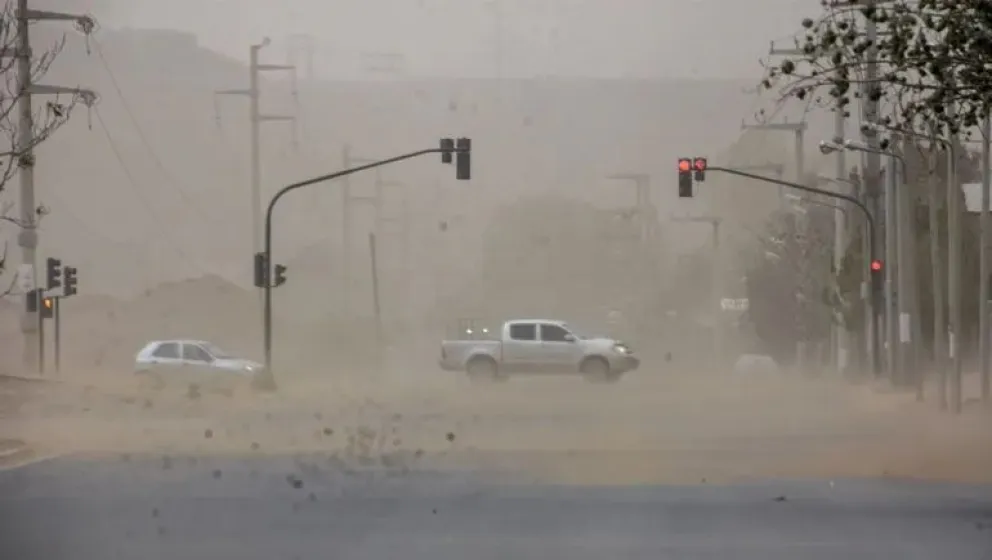 Se prevén ráfagas que pueden llegar a los 100 km/h durante la tarde. Piden tomar recaudos. Foto: archivo.