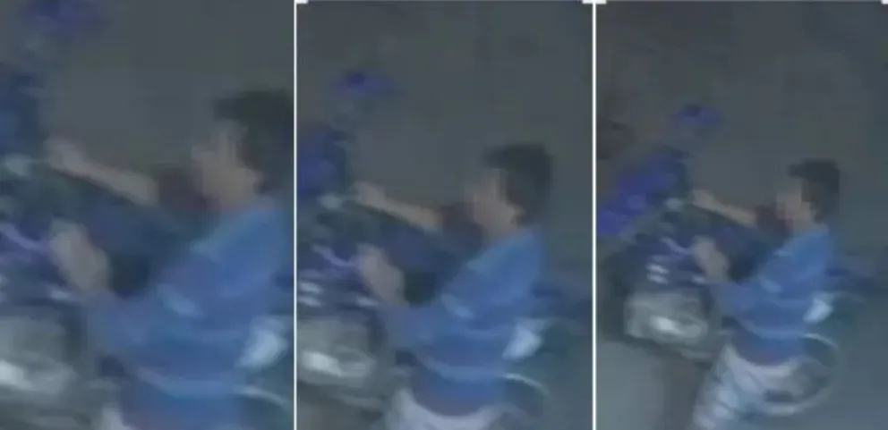 El robo quedó registrado a través de las cámaras de seguridad donde se ve el accionar para llevar la moto. Foto: gentileza