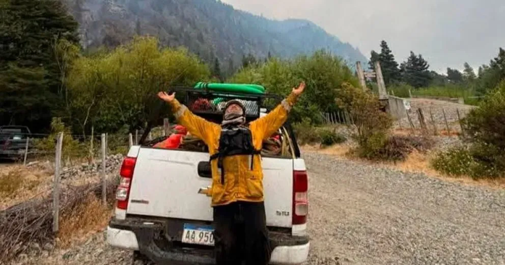 Alegría por la llegada de la lluvia cerca de de las 15. Foto de Yani Castillo.