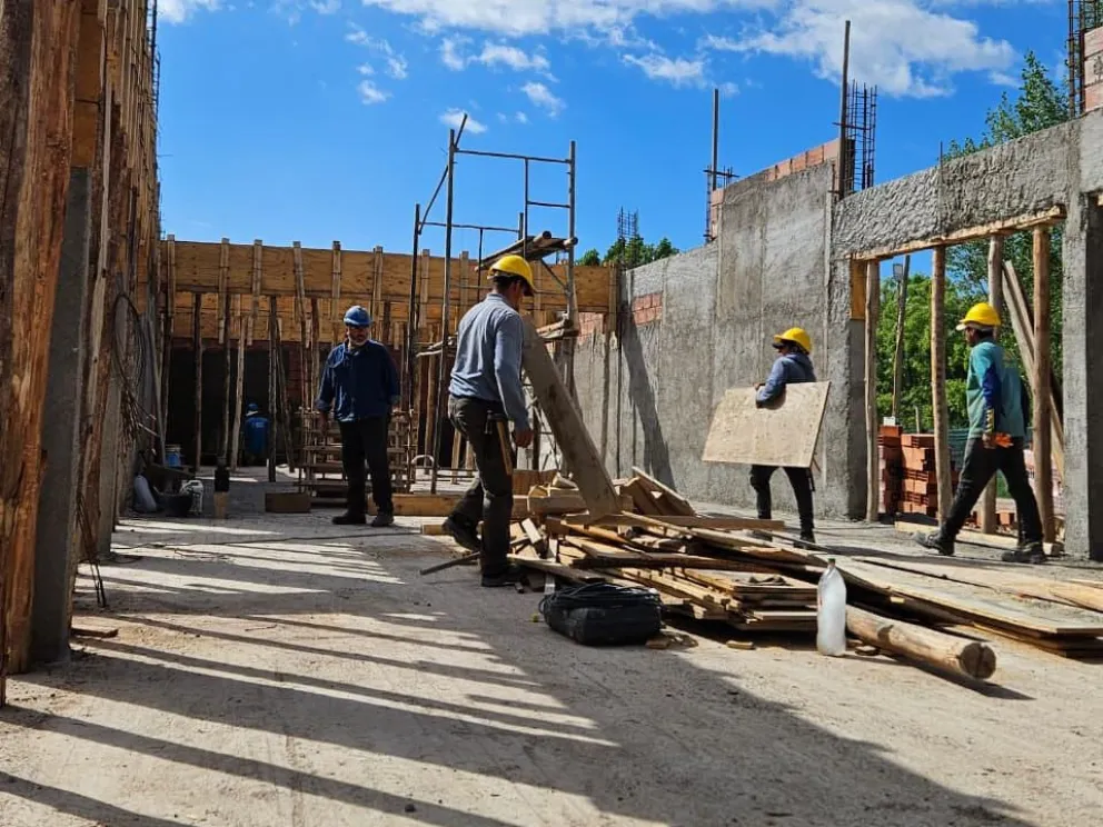 En el Distrito Vecinal Noreste se construye el edificio para una nueva escuela primaria. Foto: archivo.