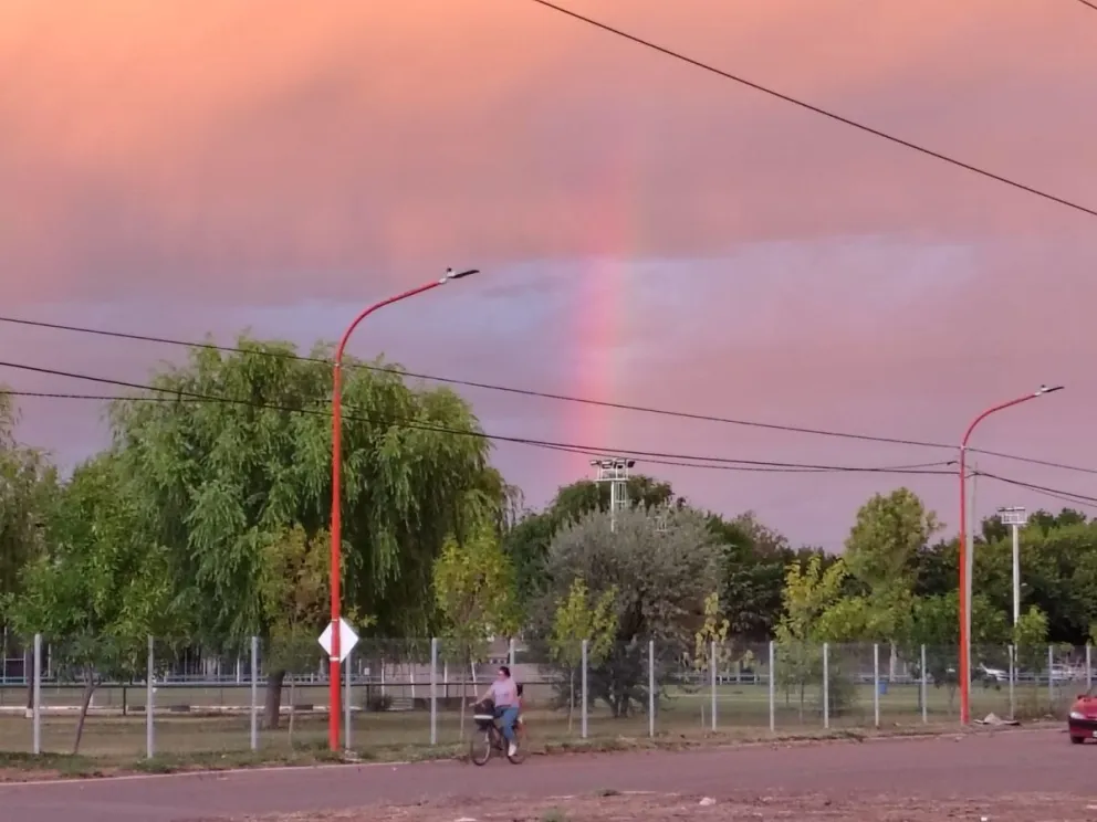 Jornada inestable: mañana y tarde calurosas, con chaparrones, y una tormenta que podría descargarse durante la noche. Foto: archivo.
