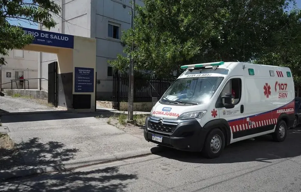 La víctima fue trasladada al Castro Rendón con una grave herida: la puñalada le atravesó el pulmón. Fue intervenida y permanece en terapia. Foto: archivo.