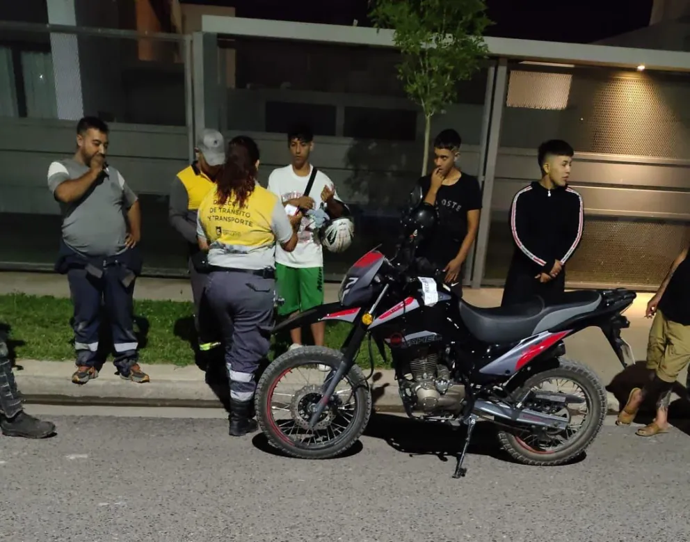 Cuatro autos fueron retenidos en el operativo de tránsito. Foto prensa Municipalidad de Cipolletti 