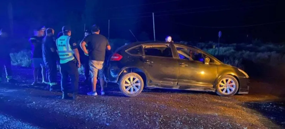El choque se produjo esta madrugada, a pocos kilómetros del acceso a Catriel. Foto: gentileza Catriel25.