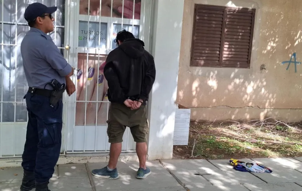 El sujeto fue detenido y puesto a disposición de la fiscalía de turno, que continuará con la investigación. Foto: gentileza.