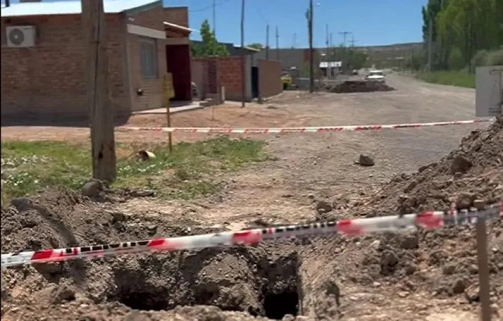 Esta semana quedó habilitada la ampliación de la red de gas que beneficia a frentistas de la manzana 149 de Chichinales. Foto: gentileza