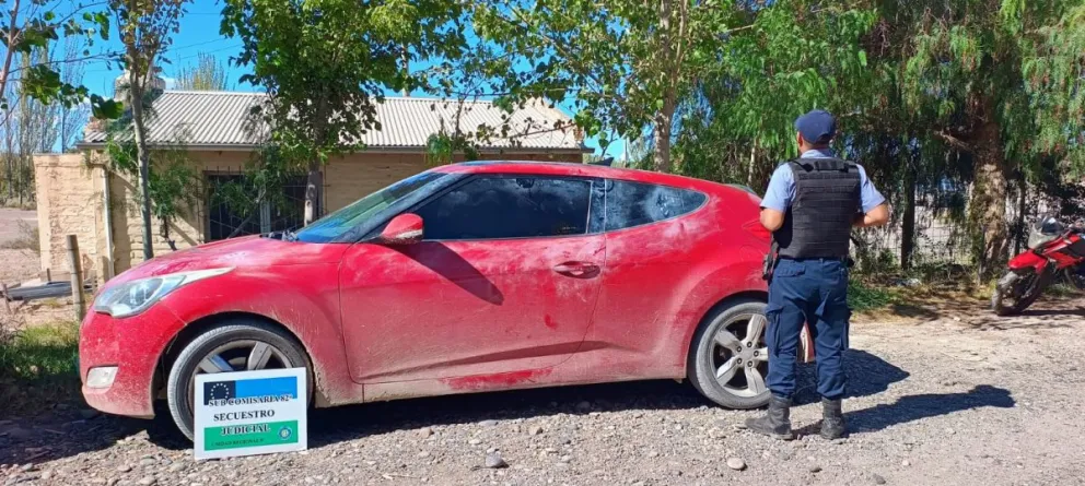El vehículo, un Hiunday Veloster, quedó retenido a disposición de la fiscalía. Foto: Policía Río Negro.