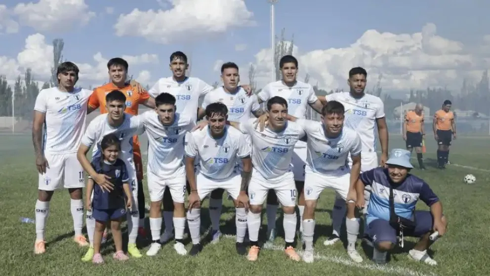 El equipo dirigido por Alfredo Tizza se medirá ante FADEP en el estadio Jorge Newbery, en Villa Mercedes. Foto gentileza