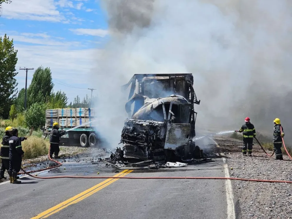 Se reportaron tres personas con lesiones, las cuales, en principio, serían de carácter leve. (Foto: Gentileza)
