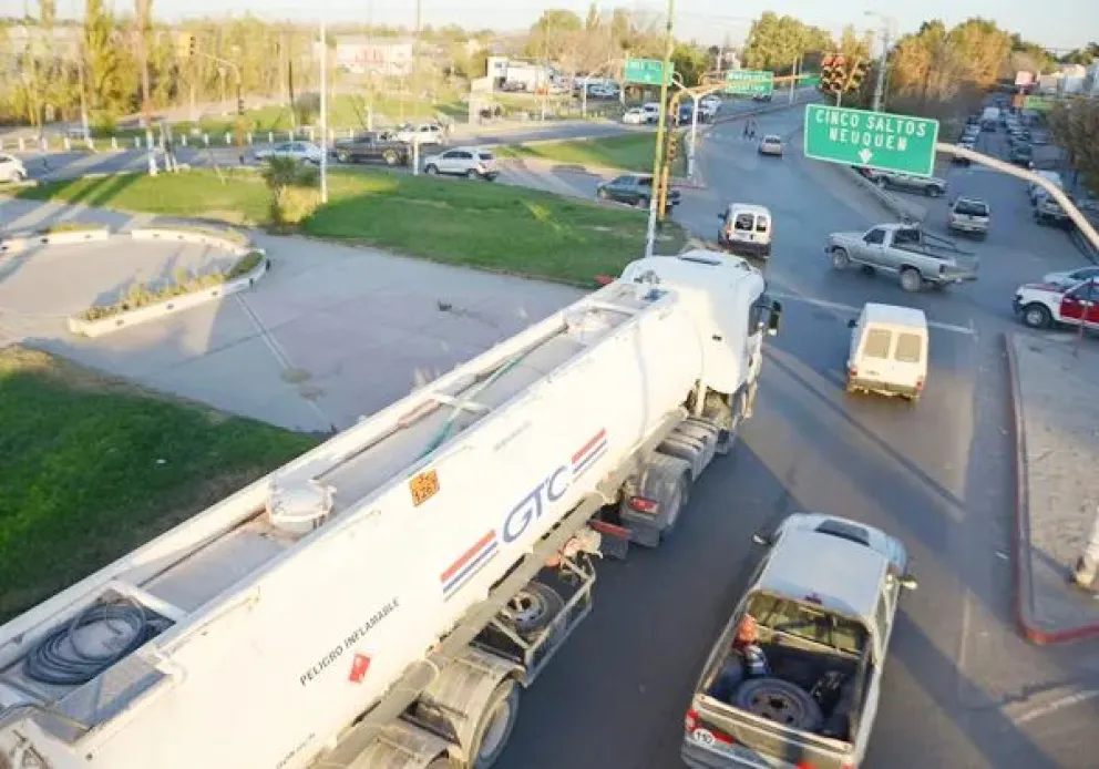 El atraco se produjo en el barrio Los Eucaliptus, frente a la ruta 7, en Centenario. Foto: archivo.