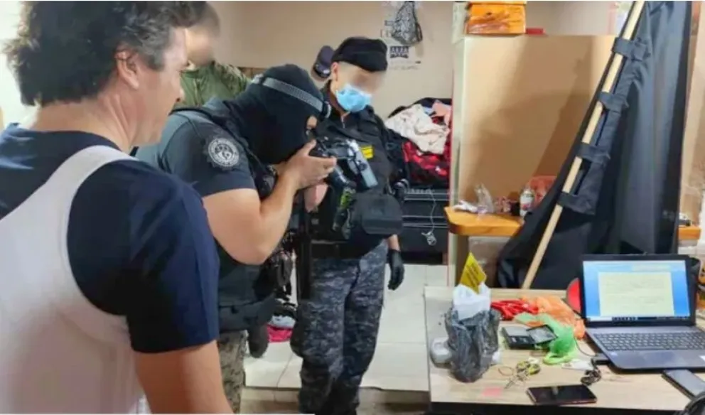 La despensa era la fachada para el funcionamiento de un puesto de narcomenudeo. Foto: Policía de Neuquén.