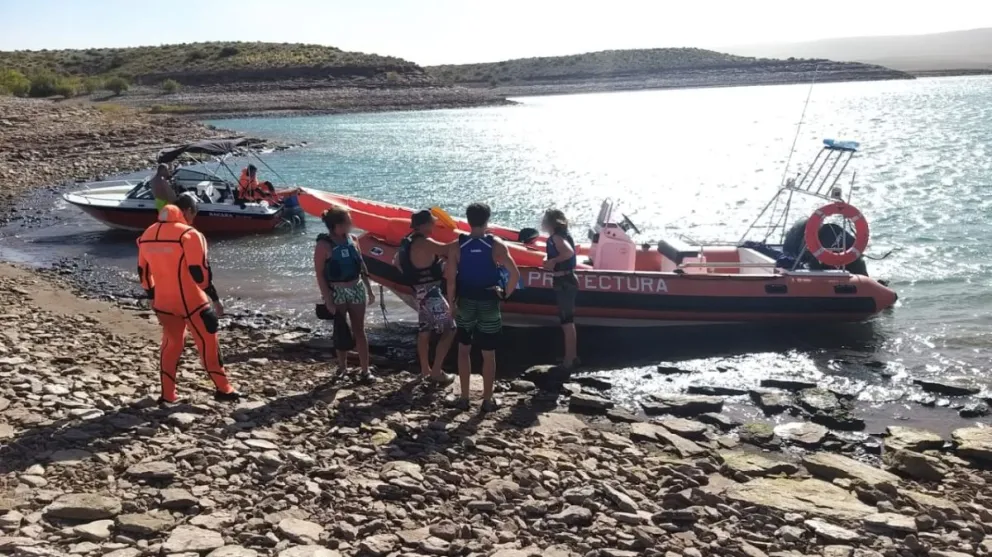 Un equipo de Prefectura encontró a los navegantes perdidos después de varias horas de búsqueda. Foto: archivo.