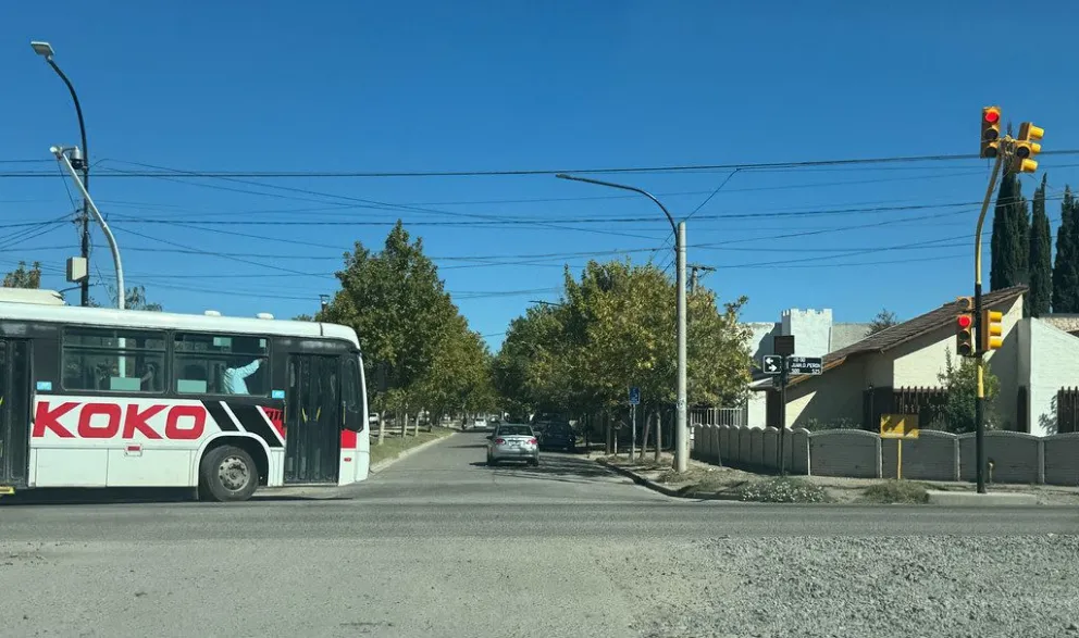 El sistema Foto-rojo se implementó en la ciudad en noviembre del 2023. Foto Prensa Municipalidad de Cipolletti