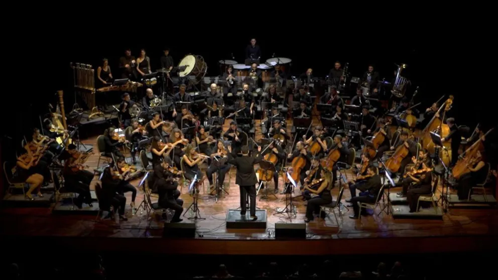 El maestro mexicano José Areán dirigirá a la Filarmónica de Río Negro en un programa de alto vuelo en Cipolletti y Villa Regina. Foto gentileza