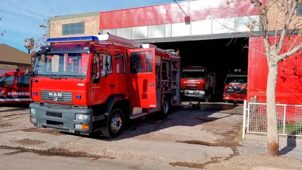 Los Bomberos de Fernández Oro quieren construir un nuevo cuartel en un espacio estratégico: en el predio del Ferrocarril. Foto: archivo.
