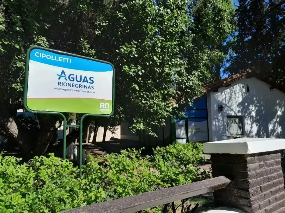 Las consultas podrán realizarse en la sede de Aguas Rionegrinas, en Mengelle y Blas Parera (al lado del Parque Rosauer). Foto: archivo.