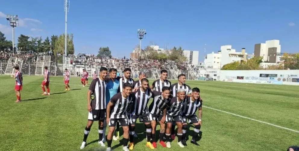 Cipo deberá viajar a Mendoza para enfrentar a Huracán Las Heras. Foto: archivo.
