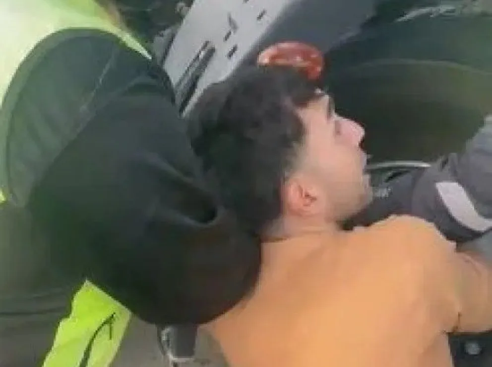 A pesar de la rápida intervención de los bomberos, los daños fueron totales. Foto gentileza