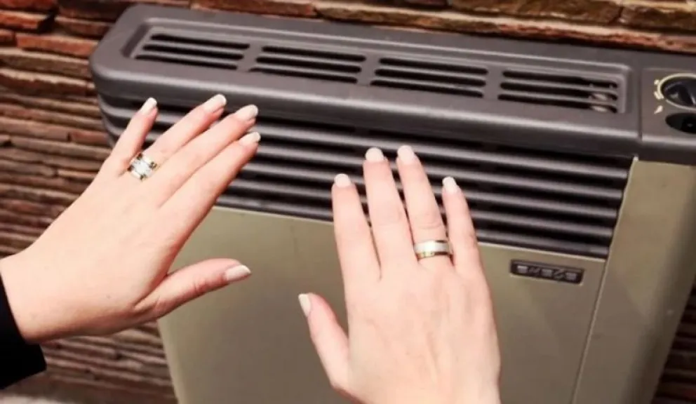 Es conveniente revisar los calefactores de la casa antes de encenderlos. Foto: archivo.