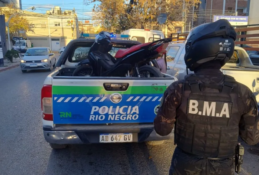 La Honda Wave tenía un pedido para recuperarla desde Neuquén capital. Foto: Policía Río Negro.