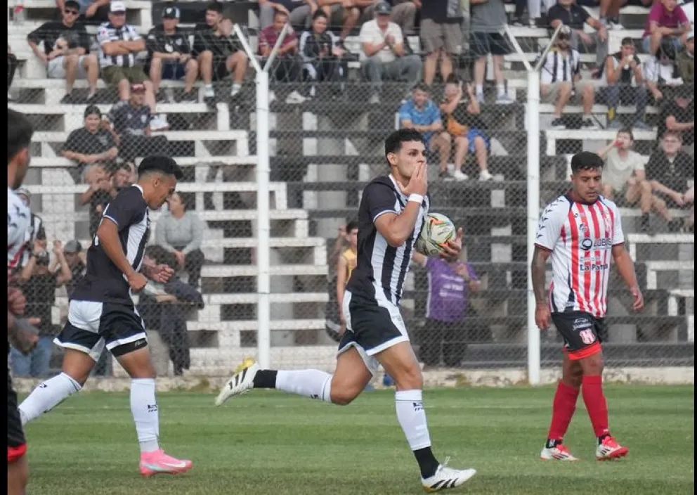 Cipo enfrentará al Deportivo Rincón a partir de las 16 del sábado. Foto: gentileza Club Cipolletti.