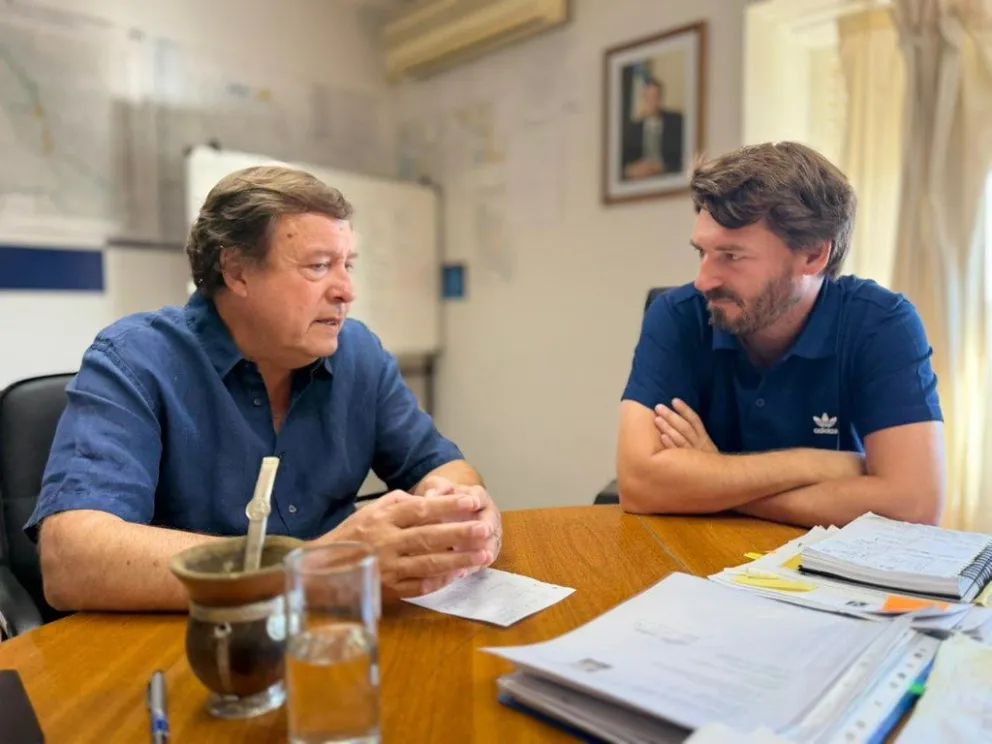 El gobernador Weretilneck y el intendente Buteler: "se busca una renovación dirigencial y abrir el partido a las nuevas generaciones". Foto: archivo.