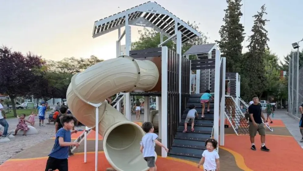Los nuevos juegos que pronto estarán en Plaza San Martín serán similares a los que se colocaron en la Plaza de la Familia. Foto gentileza