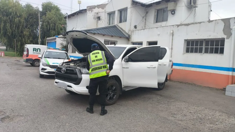 La camioneta quedó secuestrada: tenía todas las numeraciones adulteradas. Foto: Policía Río Negro.