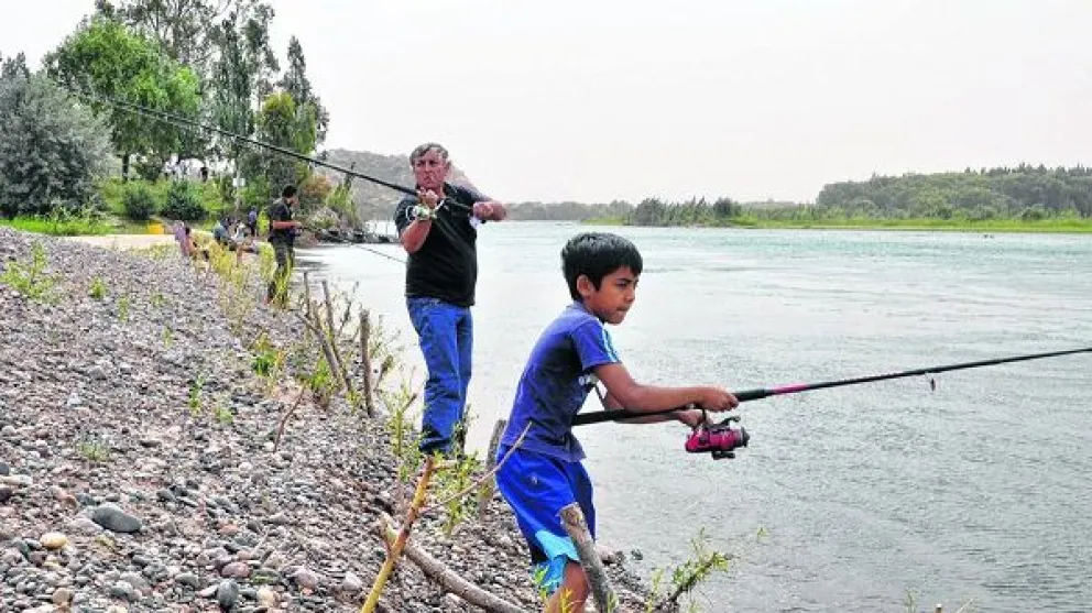 La temporada de pesca finalizó el 1° de mayo; pero en algunos lugares se puede seguir practicando la actividad, con restricciones. Foto: archivo.