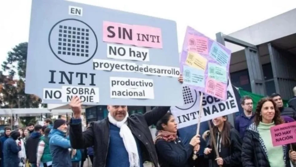 Las autoridades del INTI adelantaron al personal su intención de reestructurar el organismo, despidiendo a un 60 por ciento de los empleados. Foto: archivo.