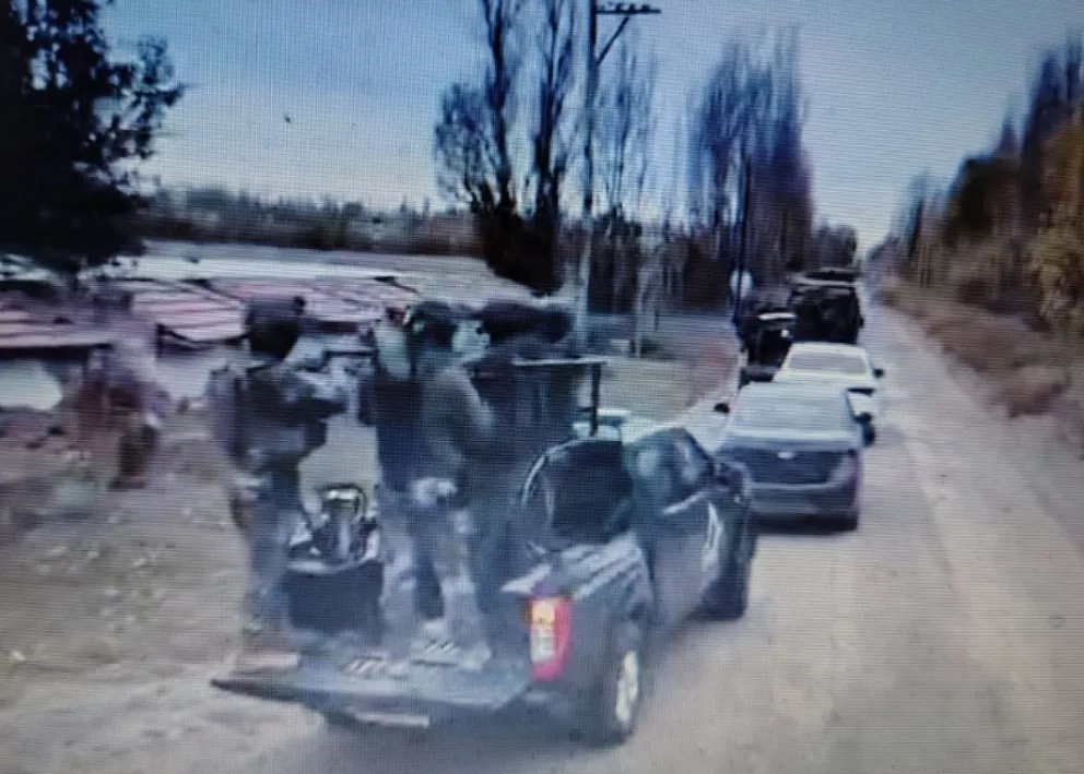 Un gran operativo con intervención de efectivos de diferentes unidades se montó en las tomas 2 y 10 de febrero. Hay cinco detenidos por narcotráfico. Foto: Policía de Río Negro.
