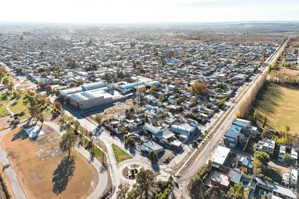 Fernández Oro es una de las ciudades del Alto Valle con mayor crecimiento poblacional. Foto gentileza