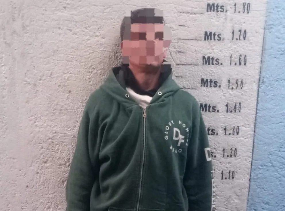 Lo detuvieron en plena fragrancia, cuando trataba de apoderarse de la bicicleta de una mujer. Foto: Policía de Río Negro..