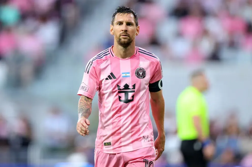 Lionel Messi sufrió una lesión.