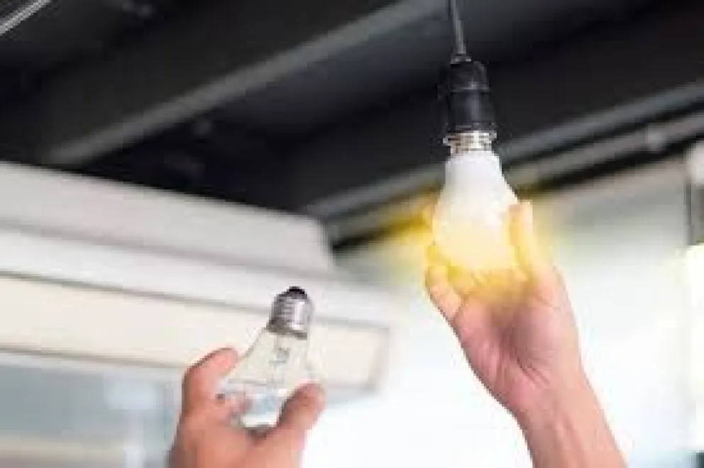 En la actividad también habrá asesoramiento para regularizar deudas del servicio eléctrico. Foto archivo