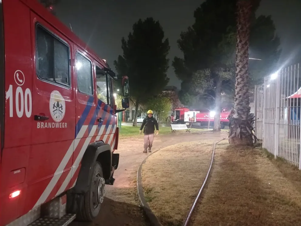 Por seguridad, se cortó la luz a un importante sector de la ciudad. Foto gentileza