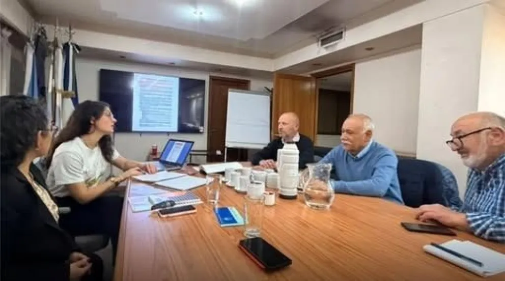 Con respaldo de la AIC, Fernández Oro redefine su estrategia ante emergencias. Foto gentileza