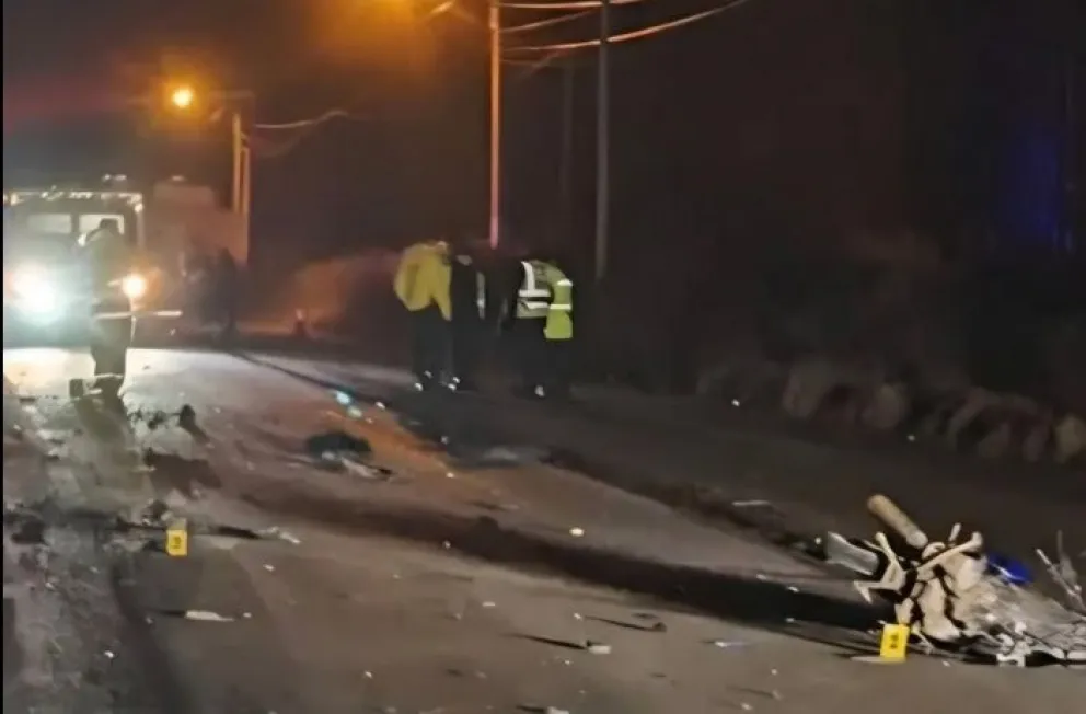 El motociclista, un joven de 23 años que residía en la zona de chacras, murió en forma instantánea. Foto: gentileza Radio Seny FM.