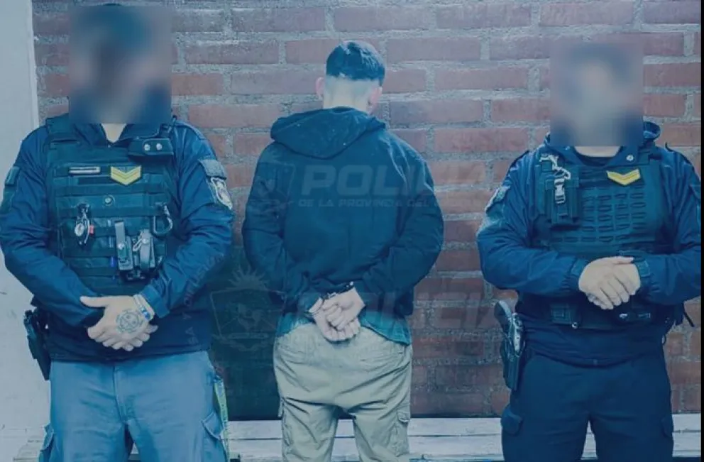 El prófugo fue recapturado en el barrio Valentina Norte luego de una intensa persecución. Foto: Policía de Neuquén.