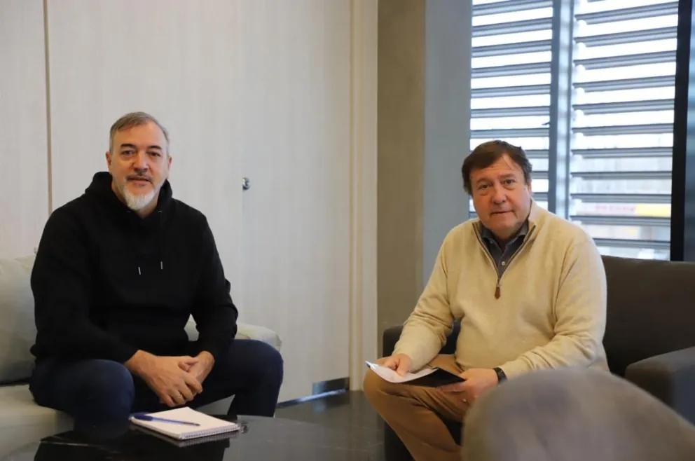 El gobernador Alberto Weretilneck recibió en Cipolletti al Secretario General de ATE Rodolfo Aguiar. Foto archivo